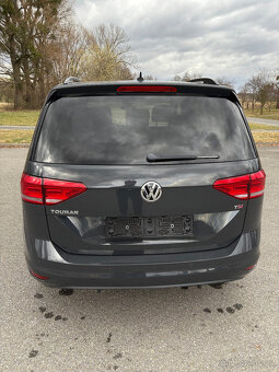 Volkswagen Touran 1,6 TDi 85 kW DSG - 5