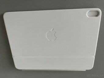 iPad Air 11” M2 128 GB Wi-Fi + Magic Keyboard + Smart Folio - 5