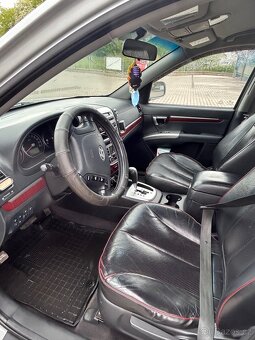 Hyundai Santa Fe - 5