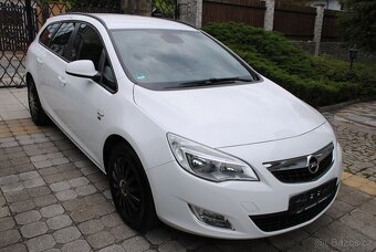 Opel ASTRA 1.4T 103kW - naj. 140 000km - po 1. majiteli - 5