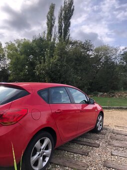 Opel Astra J1.6i 85kw - 5