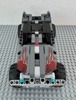 LEGO Technic 42090 - Útěk v teréňáku - 5