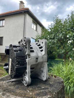 Alternátor Valeo 037903025T - 5