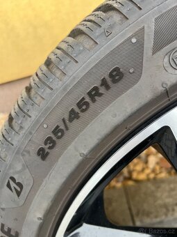 Zmni sada ALU kol 235/45 R18 - 5