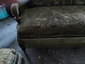 Starožitný nábytek - 5