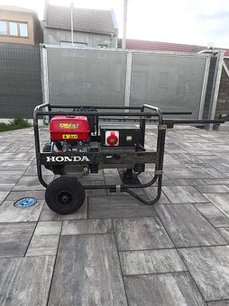 Elektrocentrala honda ECT7000 - 5