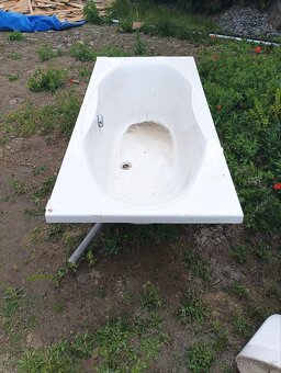 Vany a umyvadla s baterií - 5