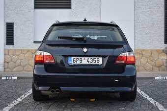 Bmw E61 530d/xDrive/2006/170kW/Automat/Kůže/Panorama/326tkm - 5