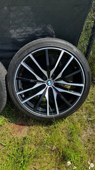 BMW originál alu sada 22” X5,X6 275/35/22-315/30/22 - 5