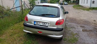 Peugeot 206 1.1,rv. 2003 - 5