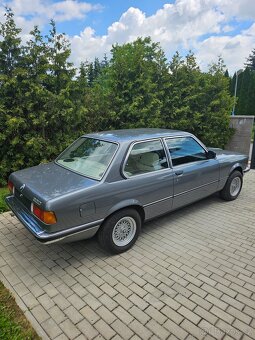 BMW 320 - 5