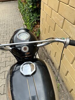 PRODÁM JAWA 250/590 SPORT-PŮVODNÍ ČERNÝ LAK - 5