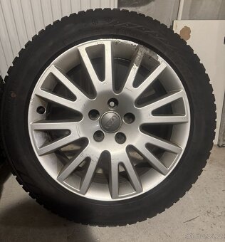 Audi kola r17 + zimní pneu Nexen 225/50 - 5