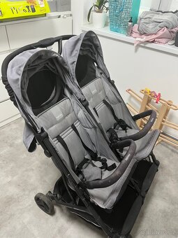 kočárek pro dvojčátka - 5