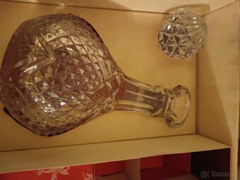 Retro broušená skleněná karafa - 5