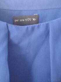 Modrá barva společenských šatů - 5