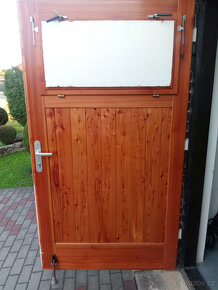 Prodám dřevěná garážová vrata - 5