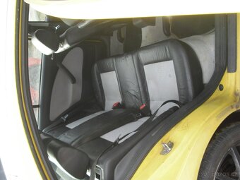Octavia RS1 Zluta Dily - 5