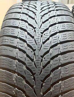Zimní pneu Nokian Snowproof 225/40/18 - 5