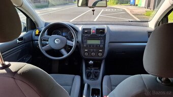 Volkswagen Golf V 1.6 FSI, 85 kW, r.v. 2009 - 5
