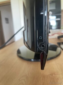 Monitor LG Flatron M2262DPM - 5