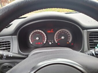 Kia Rio 1,4 - 5
