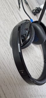 Sluchátka Logitech s kabelem a mikrofonem - 5