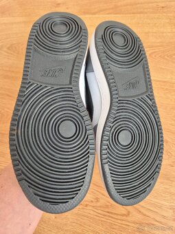 Nové Nike vel. 37,5 - 5