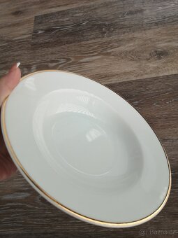 Moritz Zdekauer porcelánové bílé mělké a hluboké talíře - 5
