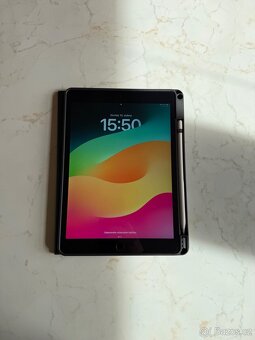 iPad 8 2020, 32gb s originál klávesnici a Apple Pencil 1 - 5
