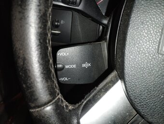 FORD FOCUS II 1,6 TDCi 80kW KLIMA, r.2005 - 5