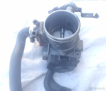 škrtící klapka BMW e30, e34, na motor M20 - 5