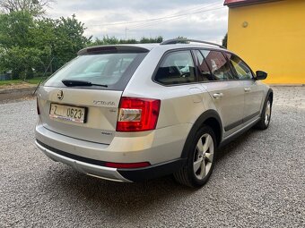 Octavia3 SCOUT,2,0 TDI,151 tis km,rok 2015. - 5