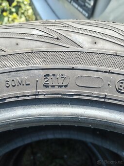 Zimní NOKIAN 235/60R18 - 5