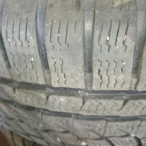 235/45 R 18 - 5