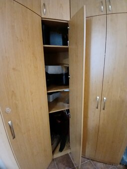 Skříň - 5