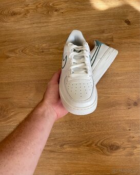 Nike Air Force 1 Summit White Bicoastal velikost 38 - 5