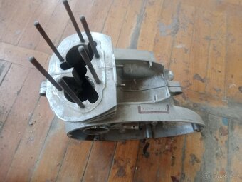 Náhradní díly na Jawa - 5