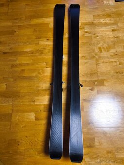 Sjezdové lyže ATOMIC Redster J2 - 5