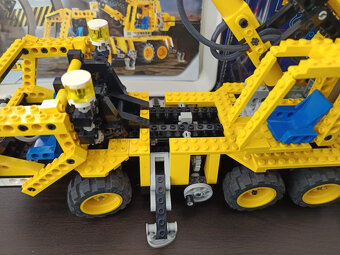 LEGO Technic 8460 Pneumatic Crane Truck +návod+box - 5