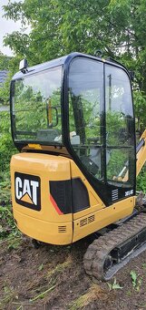 pasovy bagr Cat 301.4 - 5