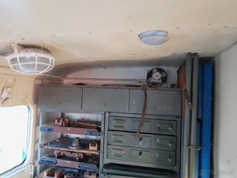 Skříňova nástavba, dílna V3S - 5