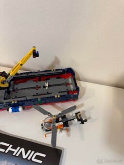 LEGO TECHNIC Ocean Explorer 42064 - 5