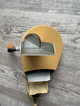 Retro stolní kruhadlo, kráječ - 5