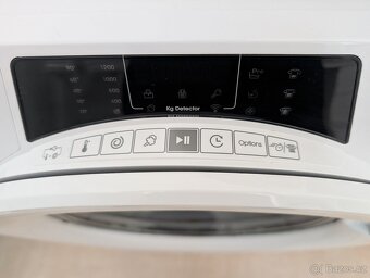 Úzká pračka na 7kg prádla - 5