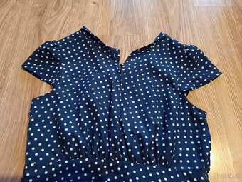 pin-up šaty Awear - 5