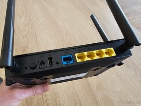 ASUS RT-AC1200 router - 5