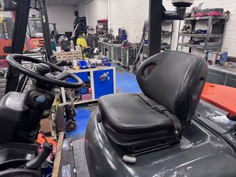 Vysokozdvižný vozík diesel TOYOTA 2,5t po GO REPASI - 5