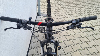 CUBE AIM SL 27, Hydraulické brzdy, Shimano Deore, Rám 18 - 5