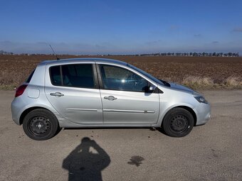 Renault Clio, 46000km, 2.majitel - 5